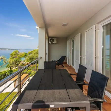 Apartmani Heta Alagic III Selce Exteriér fotografie